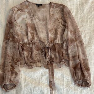 Dynamite Floral Sheer Blouse in Brown